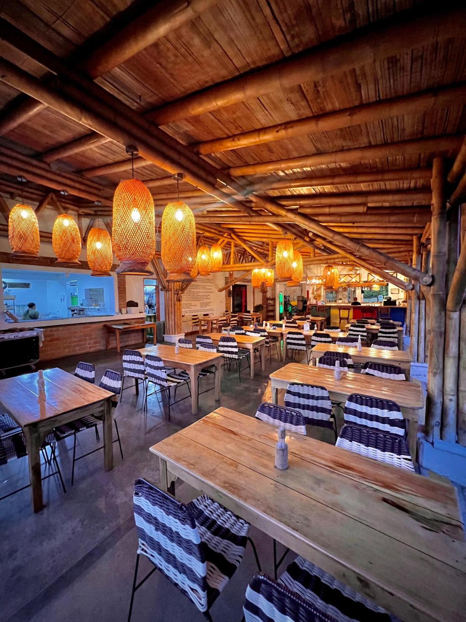 Hotel Campestre La Aldea Монтенегро Екстериор снимка