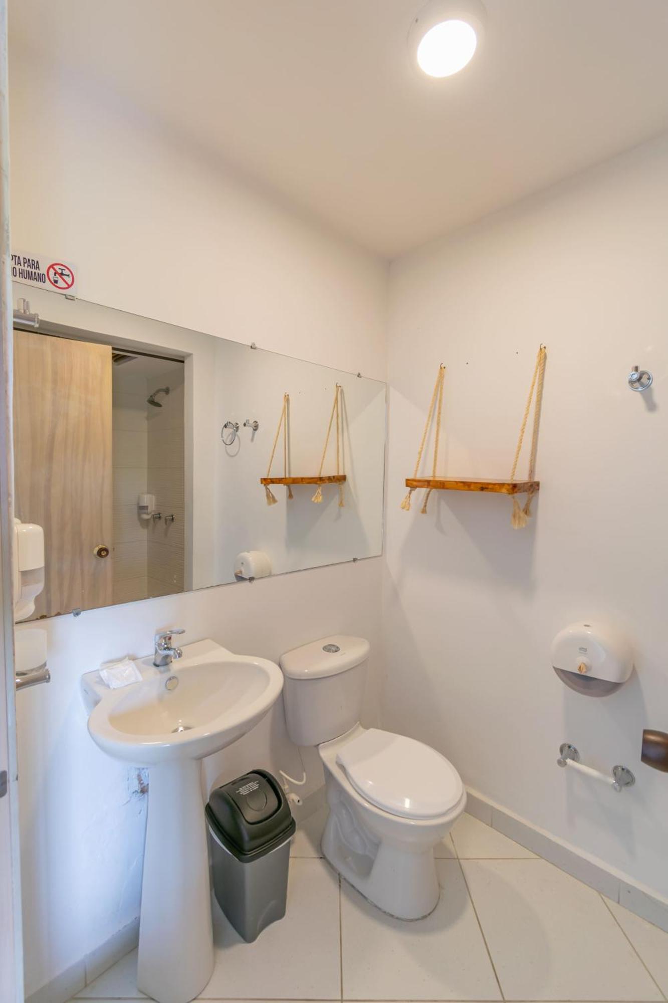Hotel Campestre La Aldea Монтенегро Екстериор снимка