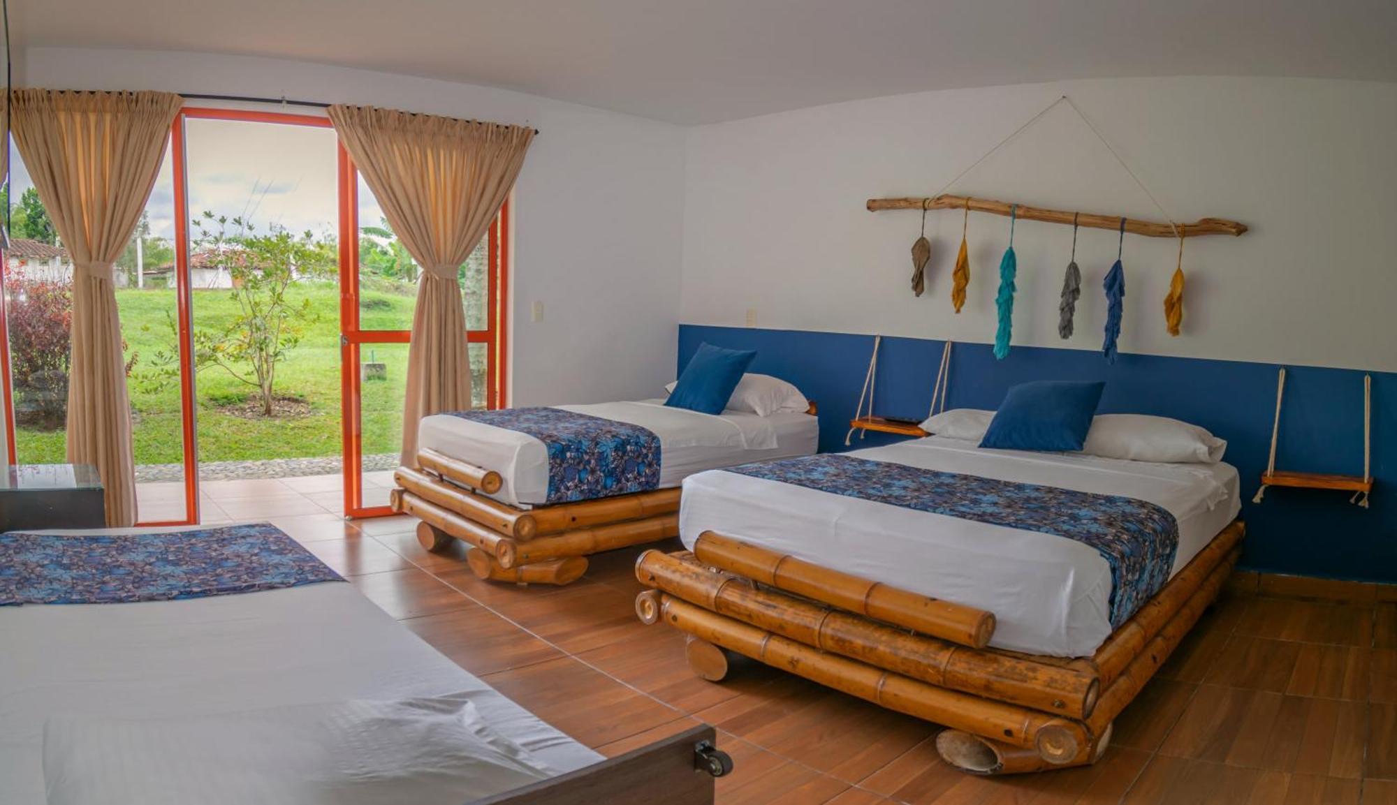 Hotel Campestre La Aldea Монтенегро Екстериор снимка