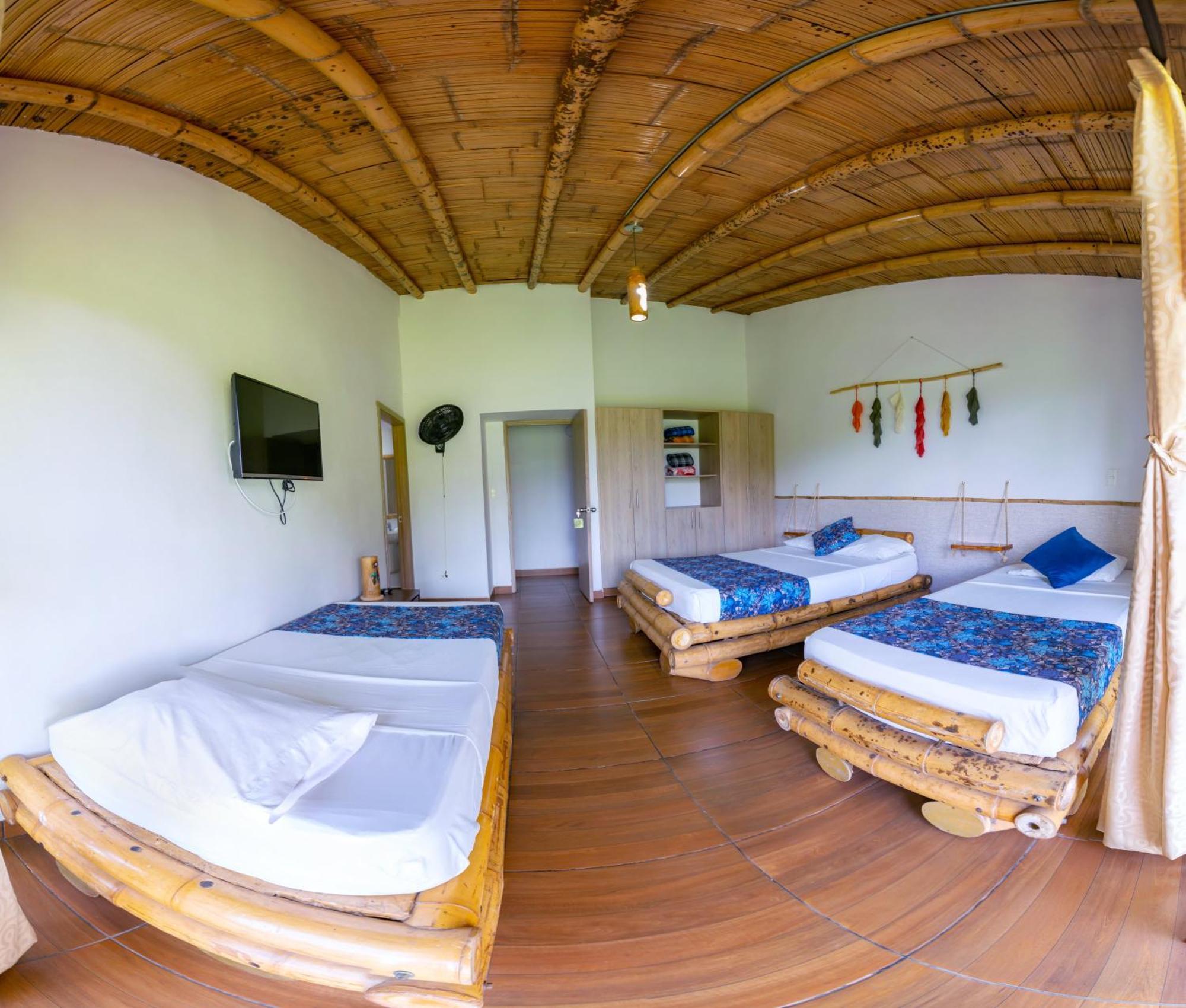 Hotel Campestre La Aldea Монтенегро Екстериор снимка