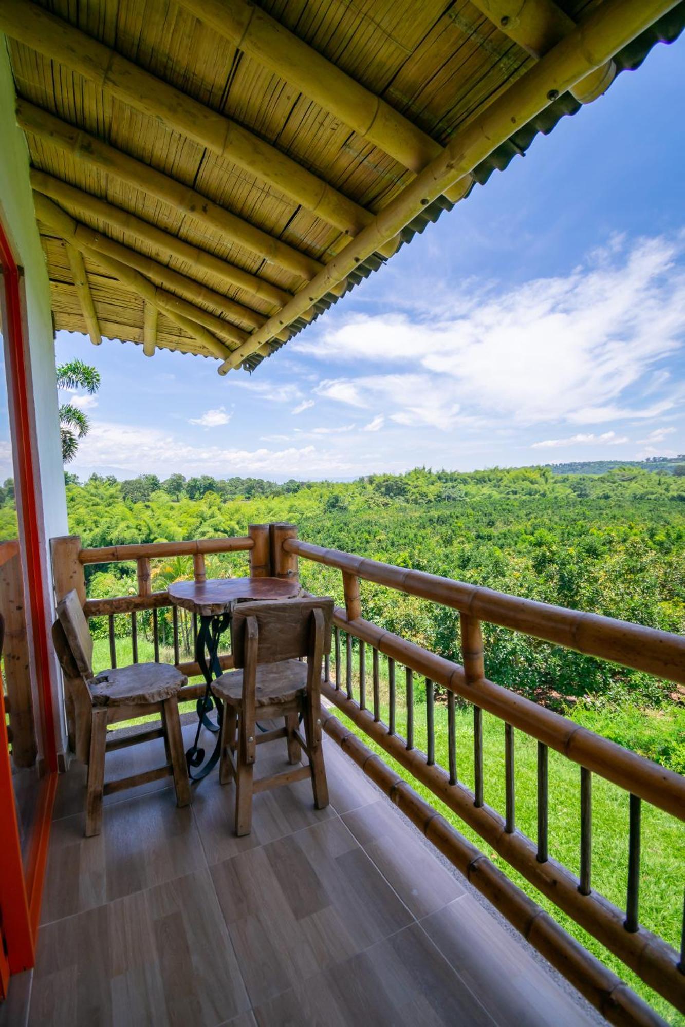 Hotel Campestre La Aldea Монтенегро Екстериор снимка