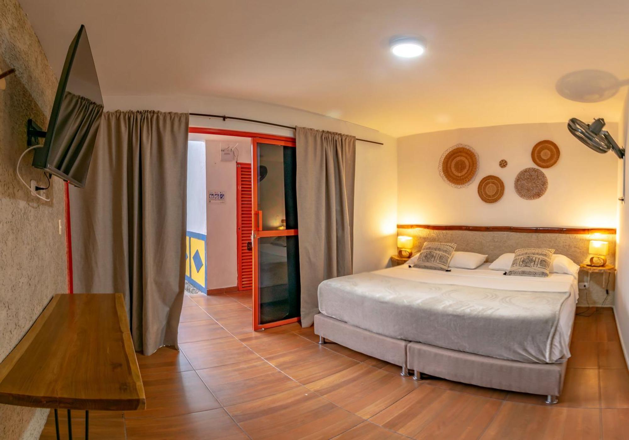 Hotel Campestre La Aldea Монтенегро Екстериор снимка