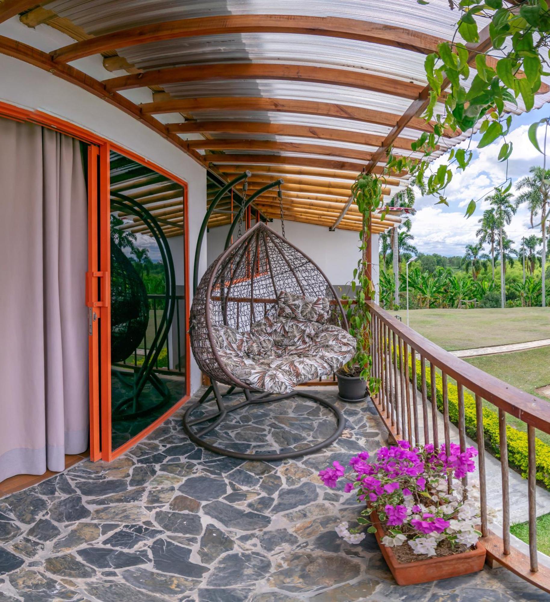 Hotel Campestre La Aldea Монтенегро Екстериор снимка